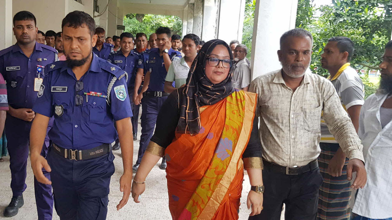 সাংবাদিক নির্যাতন মামলায় কুড়িগ্রামের সাবেক ডিসি কারাগারে