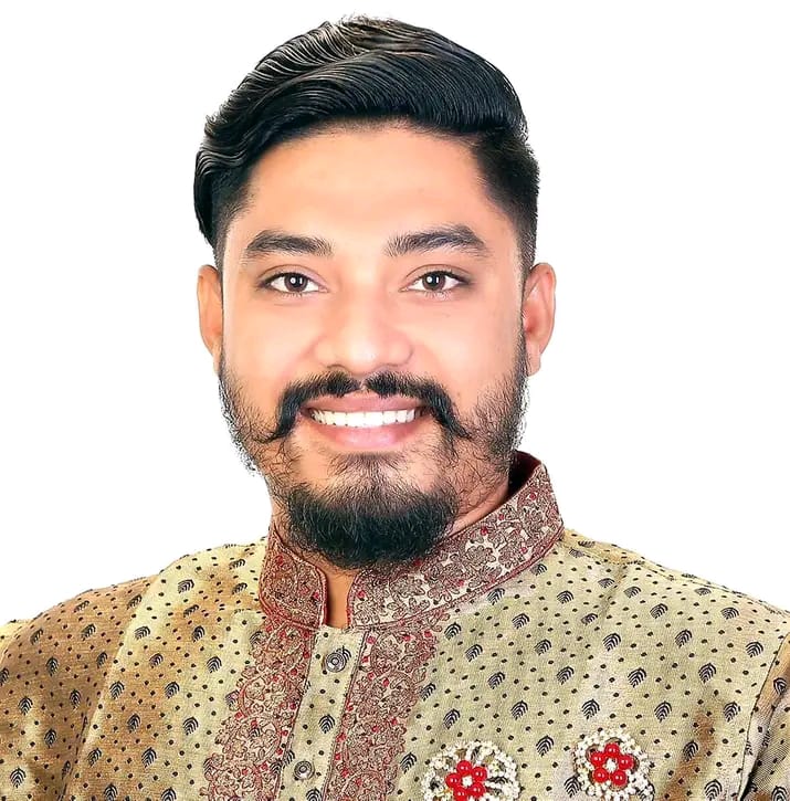সাভারের কৃতি সন্তান মোশারফ হিমেল খান: ত্যাগী ছাত্রনেতার মূল্যায়নের দাবি তৃণমূলের