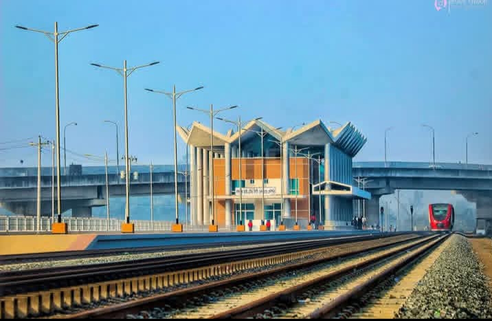 কালিয়াকৈর চলন্ত ট্রেন থেকে পড়ে ১ যুবক নিহত