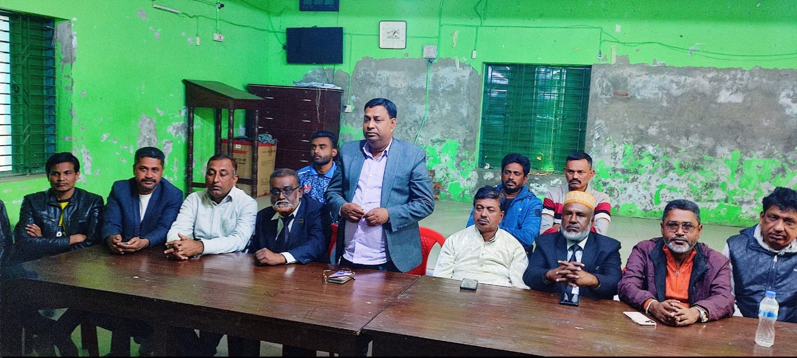 পাইকগাছায় সাংবাদিকদের সাথে মতবিনিময়! বিএনপি ক্ষমতায় এলে ৪ কোটি পরিবার পাবে ফ্যামিলি কার্ড!