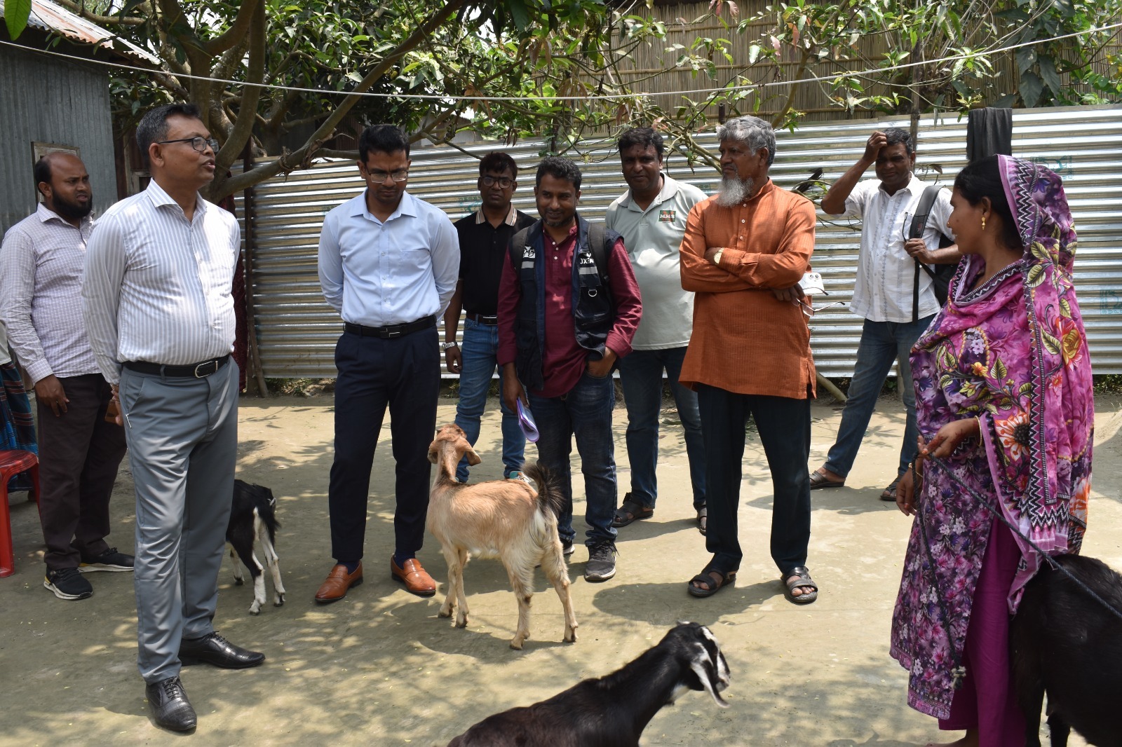 বেলকুচির বড়ধুলে এমএমএস–ইডিআরসি প্রকল্প এলাকা পরিদর্শন: কর্মকর্তাদের প্রশংসা