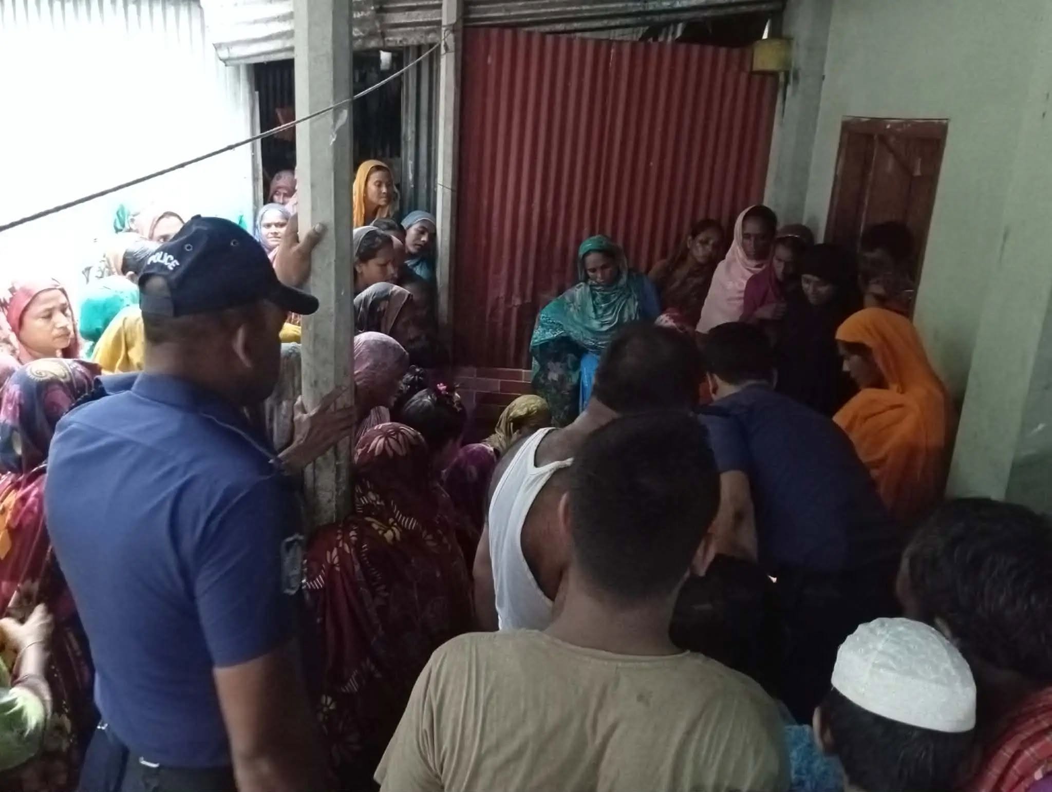 ভুরুঙ্গামারীতে মোটরসাইকেলের ধাক্কায় নারীর মৃত্যু,চালক আহত
