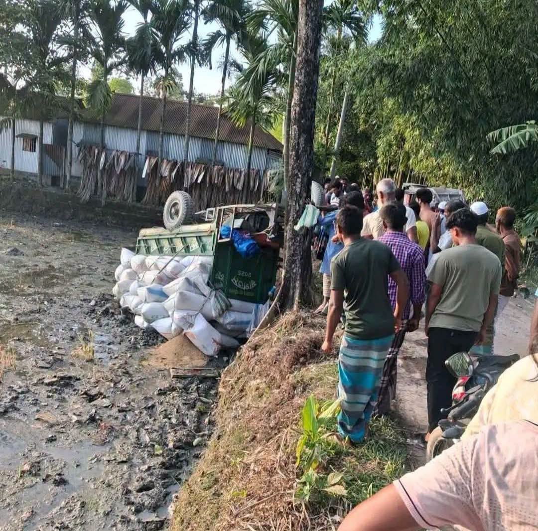 ভূরুঙ্গামারীতে ভটভটি উল্টে চালকের মৃত্যু