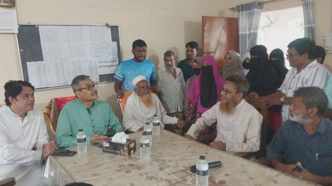দিয়াড় মহাবিদ্যালয়ের নতুন রাস্তা ও বাউন্ডারির প্রতিশ্রুতি দিলেন জেলা পরিষদের প্রশাসক হারুনুর রশিদ