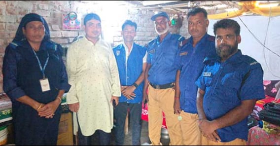 রাজশাহী পবায় নিহত ফরিদা খাতুনের পরিবারের পাশে গ্রাম পুলিশ বাহিনী