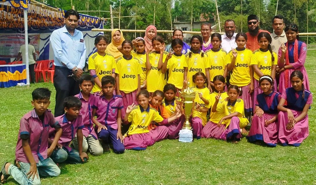 মির্জাপুরে গোড়াই ইউনিয়ন প্রাথমিক ফুটবল টুর্নামেন্টে বালিকায় সৈয়দপুর, বালকে সোহাগপুর চ্যাম্পিয়ন