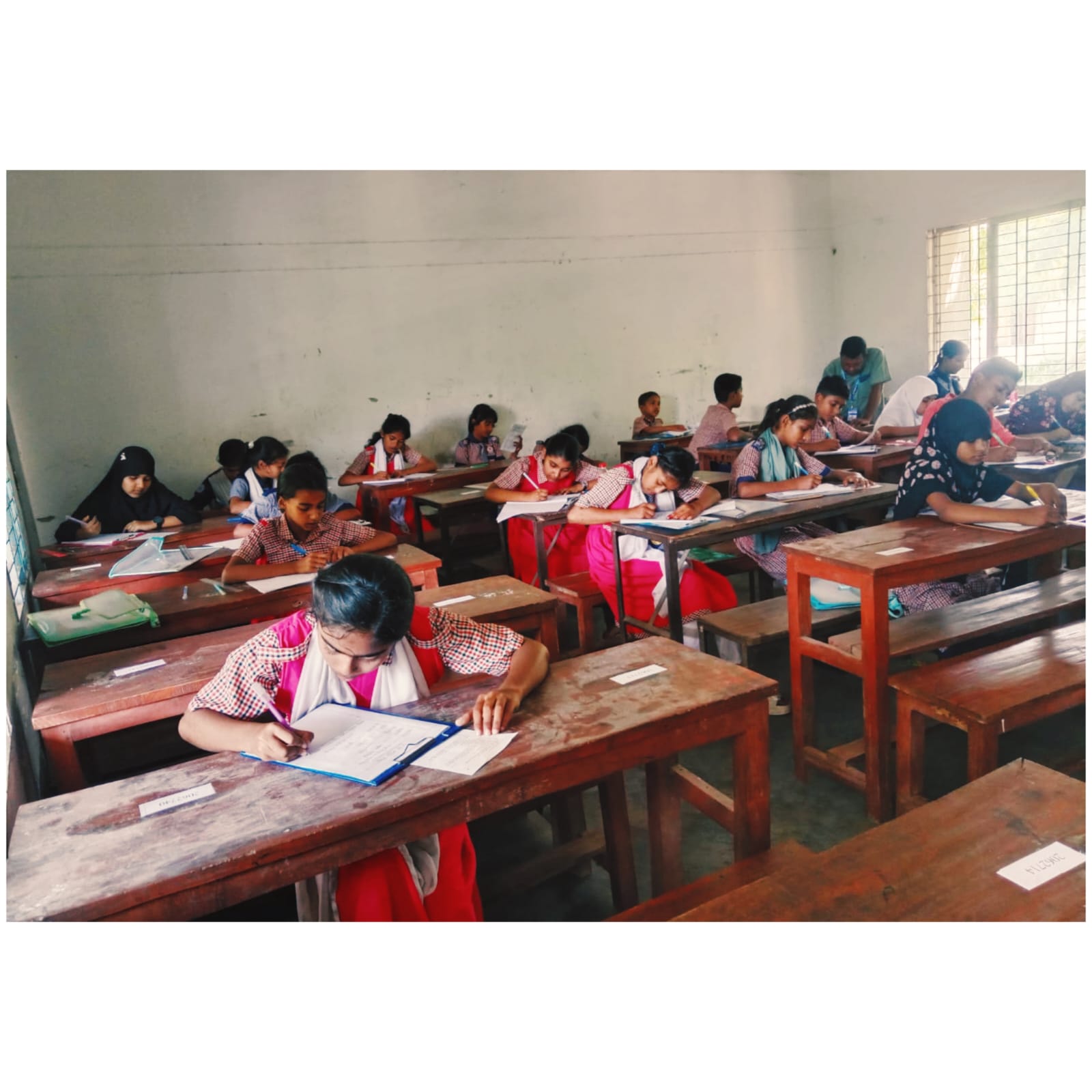 দিঘলিয়ায় প্রাথমিক বৃত্তি পরীক্ষা সম্পন্ন: ৫৩৬ জন পরীক্ষার্থীর মধ্যে অনুপস্থিত ১১৩