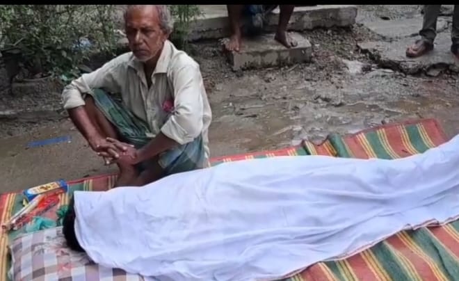 সুনামগঞ্জের জগন্নাথপুরে ধর্মীয় অনুষ্ঠান থেকে বাড়ি ফেরার পথে নৌকা ডুবে ৪ জন নিখোঁজ,১ জনের লাশ উদ্ধার।
