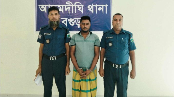 আদমদীঘিতে হিন্দু গৃহবধূকে শ্লীলতাহানির চেষ্টার অভিযোগে গ্রেপ্তার-১